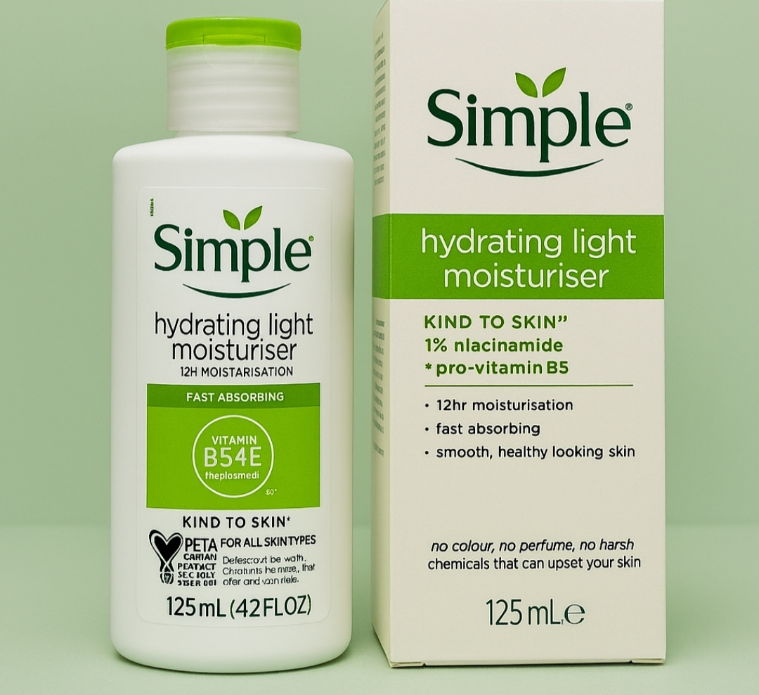 مرطوب کننده مناسب پوست چرب و دهیدراته مدل (light)